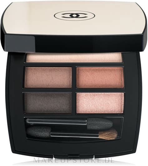 chanel les beiges eyeshadow medium.